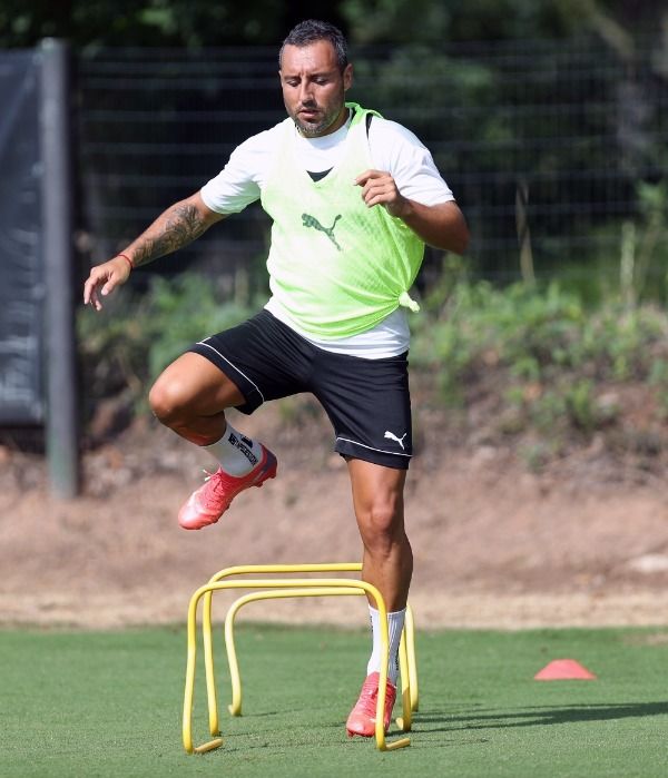 سانتي كازورلا 