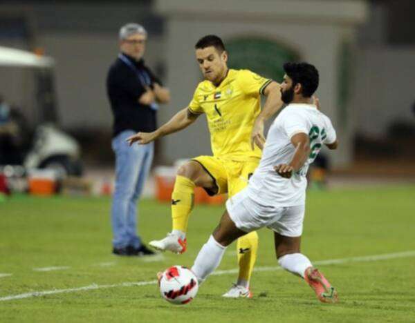 من مباراة الوصل والإمارات