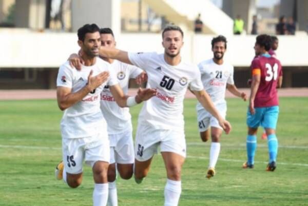لاعبو الزوراء 
