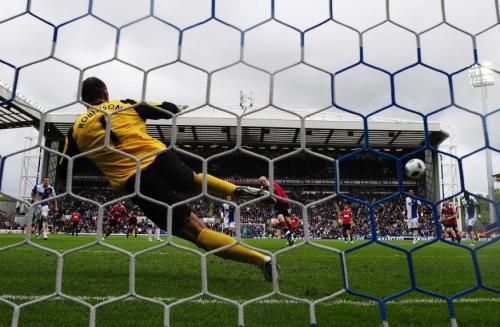 2011-05-142011-05-14t142547z_01_nvr18_rtridsp_3_soccer-england_reuters