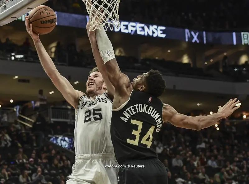 ?i=reuters%2f2021-10-31%2f2021-10-31t012714z_221284590_mt1usatoday17062735_rtrmadp_3_nba-san-antonio-spurs-at-milwaukee-bucks_reuters