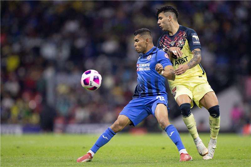 من مباراة كروز أزول وكلوب أمريكا 