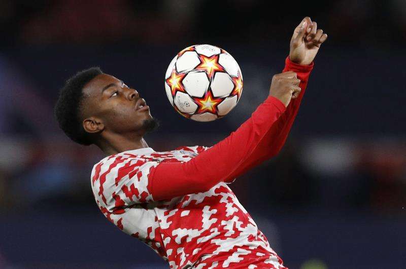 أنطوني إيلانجا