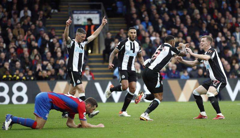 لاعبو نيوكاسل