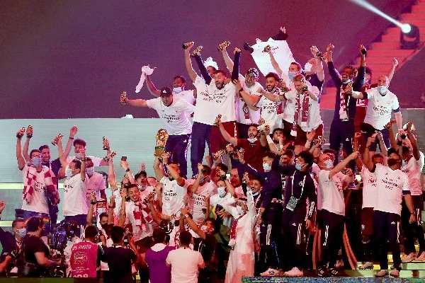 من تتويج النسخة السابقة