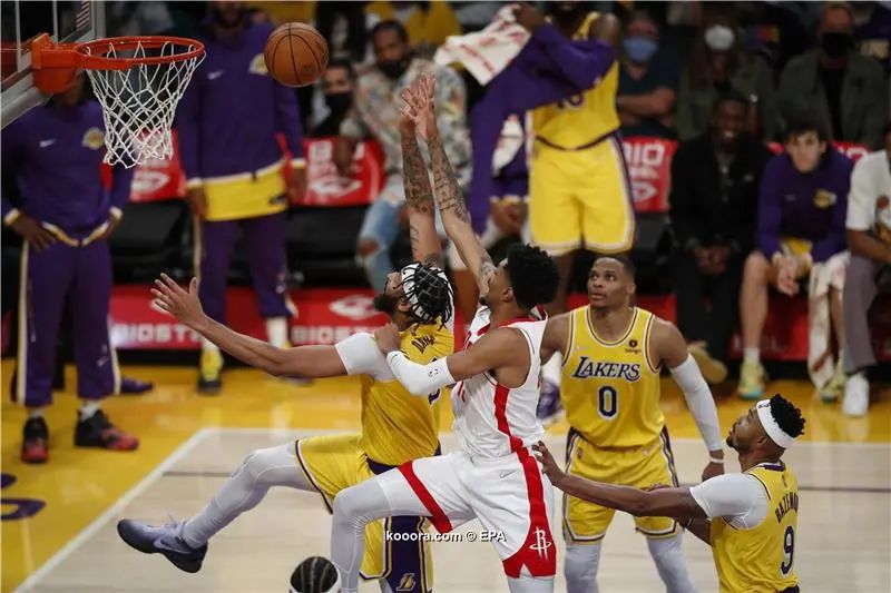 ?i=epa%2fbasketball%2f2021-11%2f2021-11-03-09560772_epa