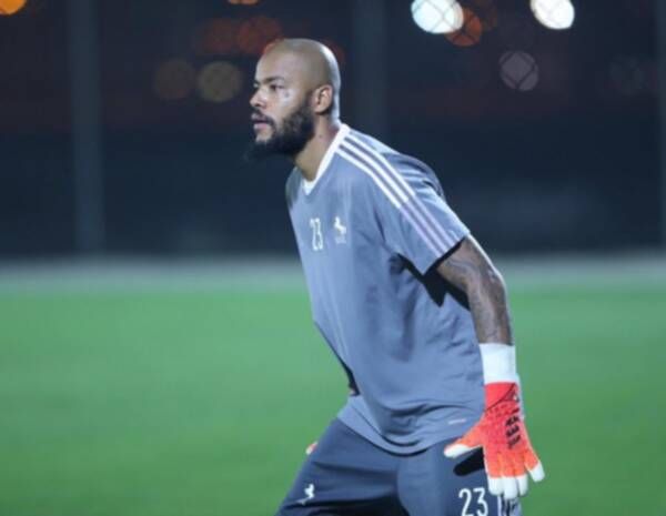 الحارس مبولحي