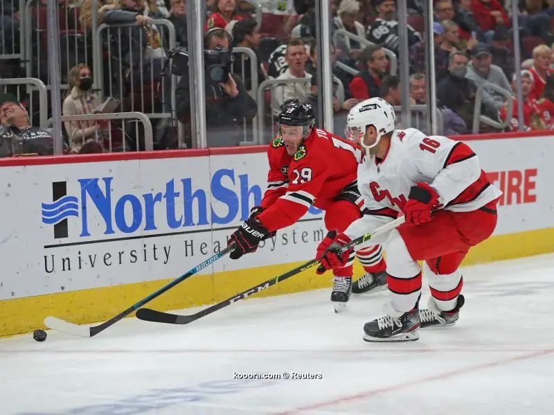 ?i=reuters%2f2021-11-04%2f2021-11-04t035220z_351950012_mt1usatoday17089235_rtrmadp_3_nhl-carolina-hurricanes-at-chicago-blackhawks_reuters
