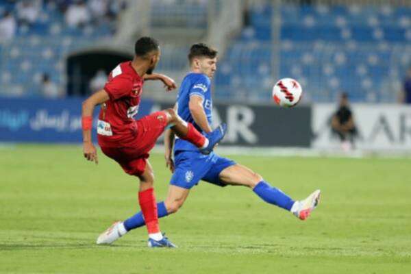 من مباراة الهلال وضمك