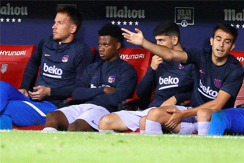 نيتو بين مع بدلاء برشلونة