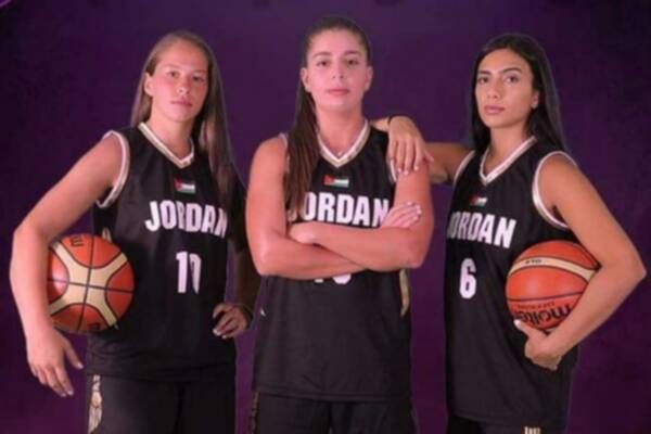 لاعبات منتخب الأردن