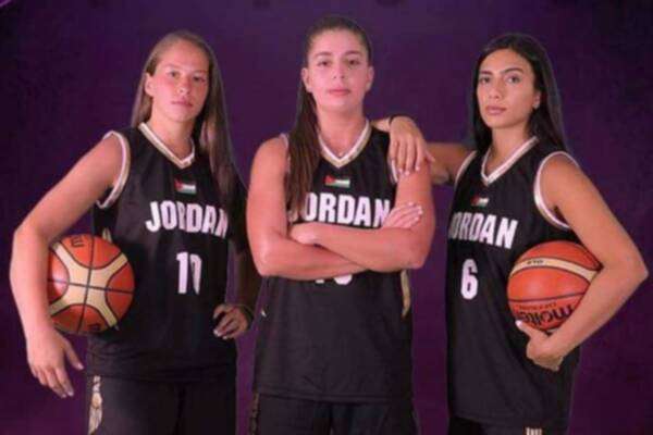 لاعبات منتخب الأردن