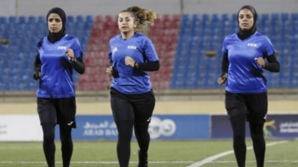 مبيضين وحنين وإسلام