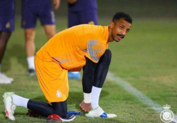 أمين بخاري حارس النصر