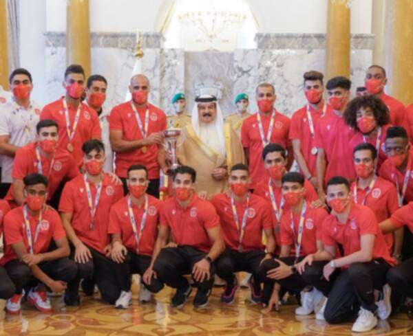 من الاستقبال