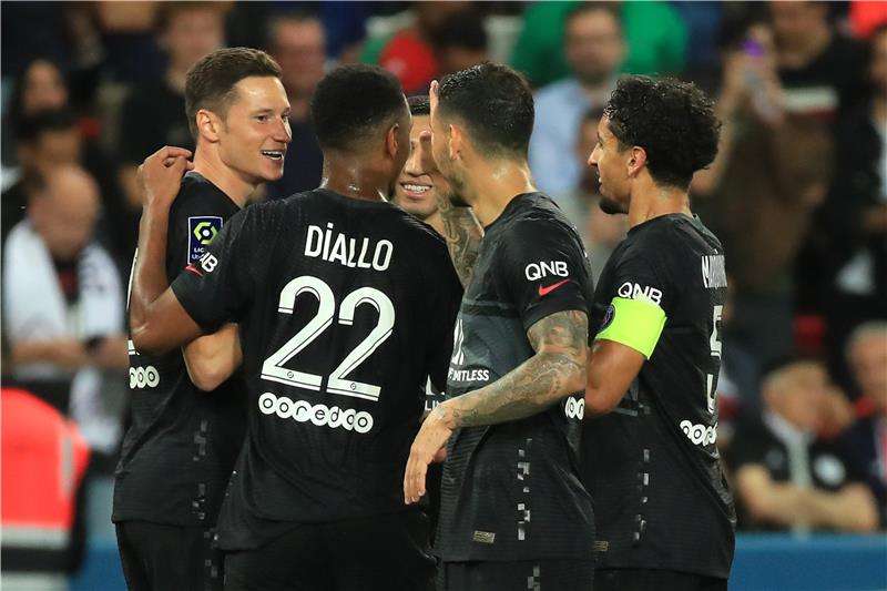 لاعبو باريس سان جيرمان