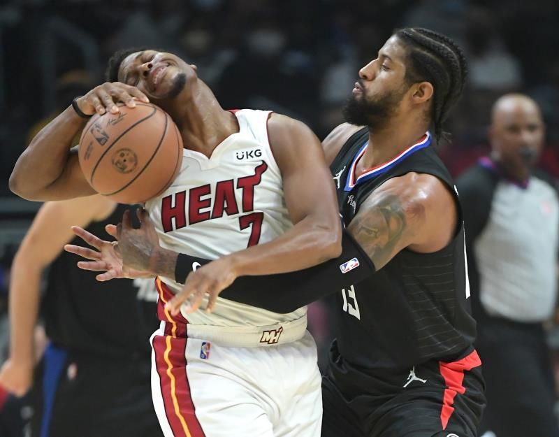 2021-11-12t051817z_2099760129_mt1usatoday17144228_rtrmadp_3_nba-miami-heat-at-los-angeles-clippers_reuters