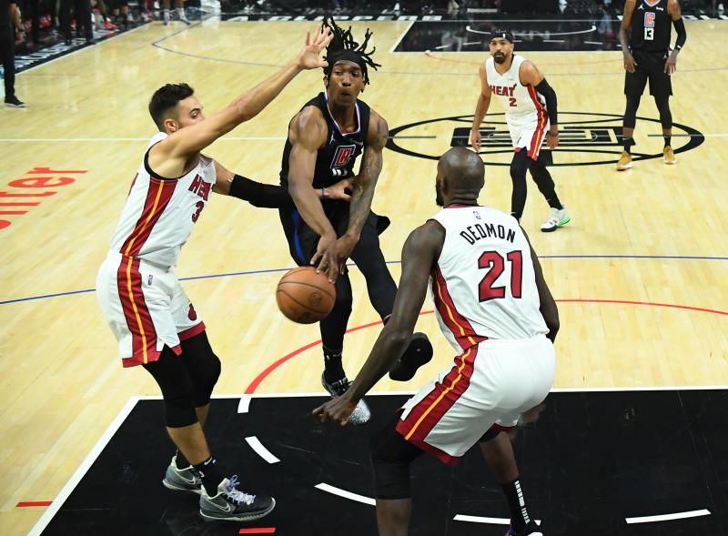 2021-11-12t051906z_515547586_mt1usatoday17144249_rtrmadp_3_nba-miami-heat-at-los-angeles-clippers_reuters