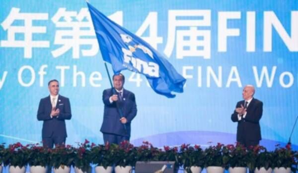 من حفل تسليم الشعار