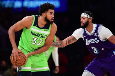 2021-11-13t062743z_367945174_mt1usatoday17153200_rtrmadp_3_nba-minnesota-timberwolves-at-los-angeles-lakers_reuters