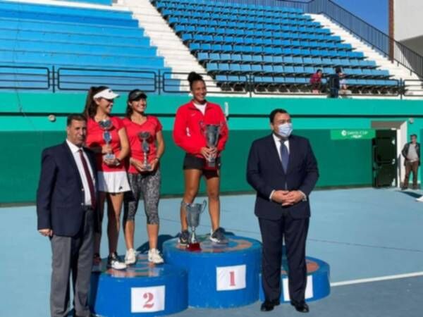 من تتويج منتخب مصر لسيدات التنس 