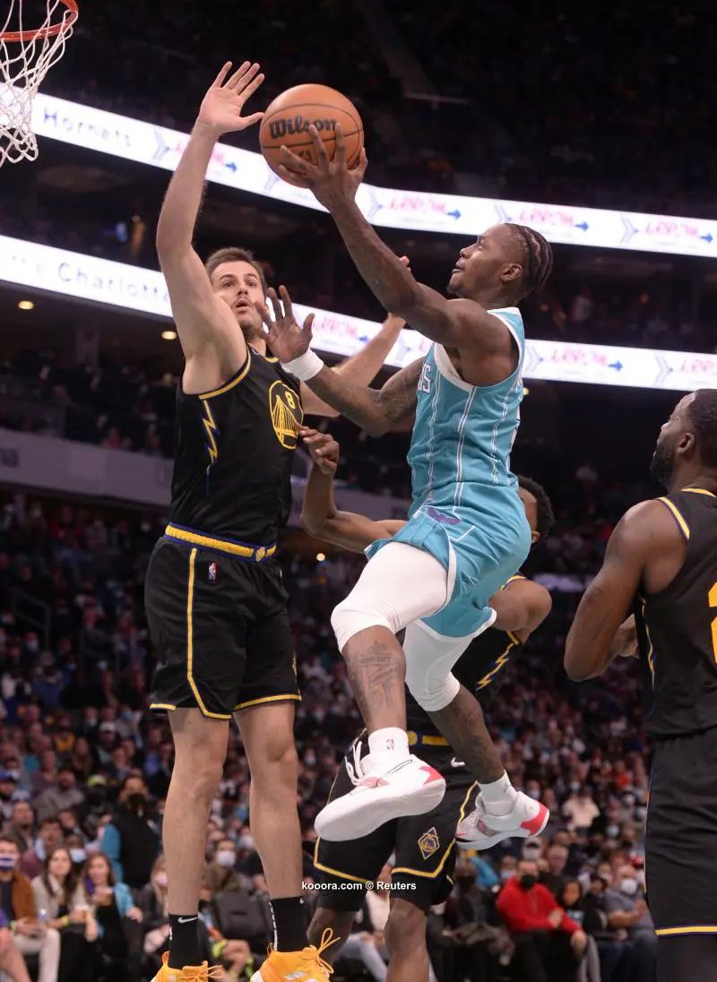 ?i=reuters%2f2021-11-15%2f2021-11-15t024936z_100511929_mt1usatoday17168112_rtrmadp_3_nba-golden-state-warriors-at-charlotte-hornets_reuters