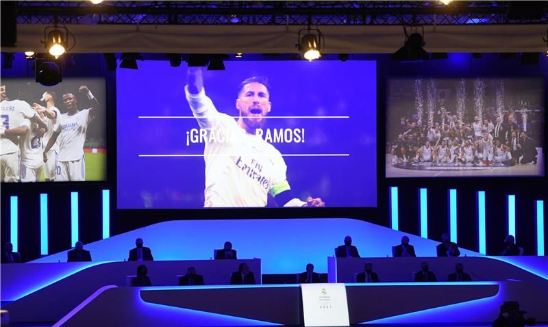 صورة راموس خلال الاجتماع