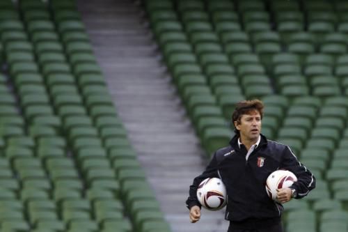 2011-05-172011-05-17t195120z_01_swt31_rtridsp_3_soccer-europa-final_reuters