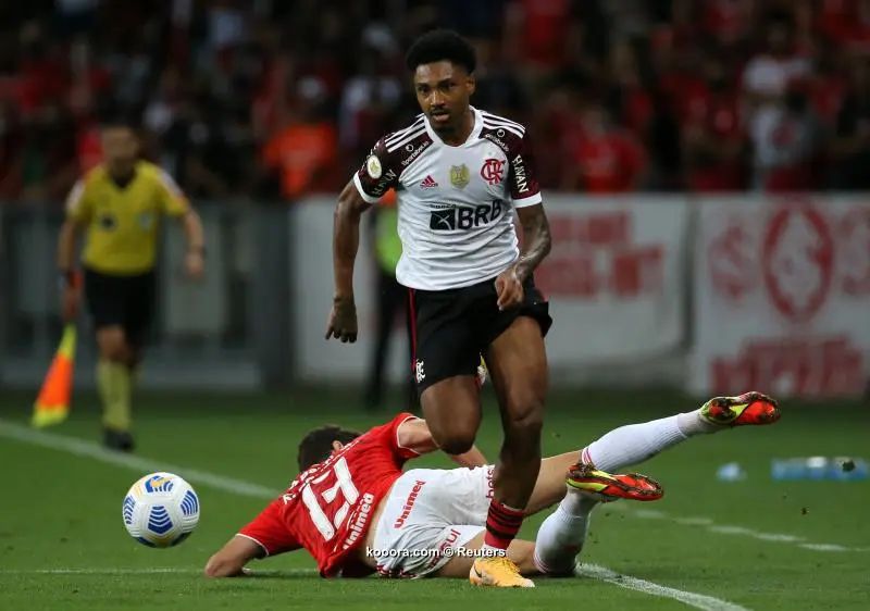 ?i=reuters%2f2021-11-21%2f2021-11-21t020142z_1621708521_up1ehbl05msx9_rtrmadp_3_soccer-brazil-inl-fla-report_reuters