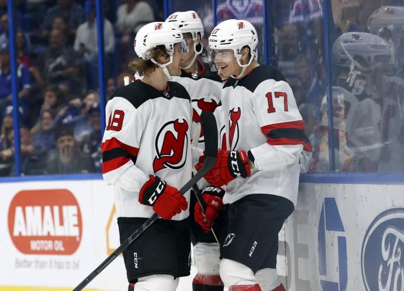 2021-11-21t001312z_760451911_mt1usatoday17202350_rtrmadp_3_nhl-new-jersey-devils-at-tampa-bay-lightning_reuters