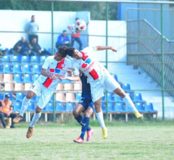 من مباراة أمانة بغداد وسامراء