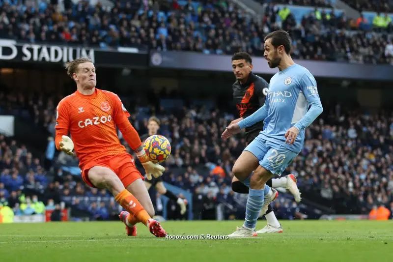 ?i=reuters%2f2021-11-21%2f2021-11-21t143049z_413217526_up1ehbl14bb6v_rtrmadp_3_soccer-england-mci-eve-report_reuters