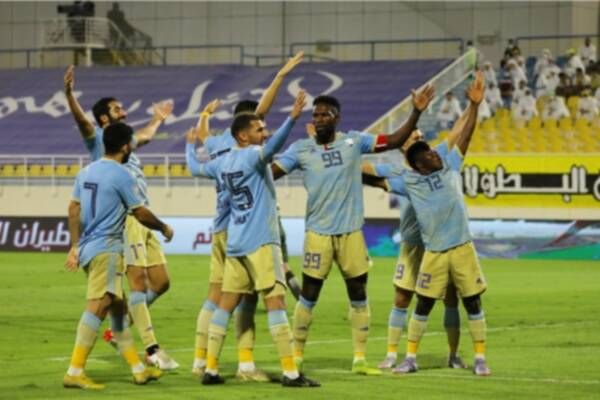 لاعبو الوصل