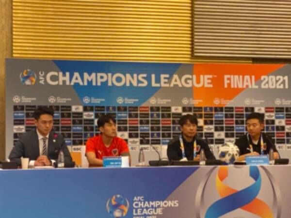 من المؤتمر الصحفي