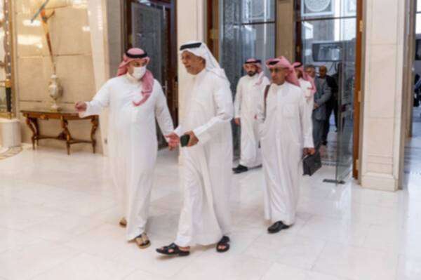 من الاستقبال