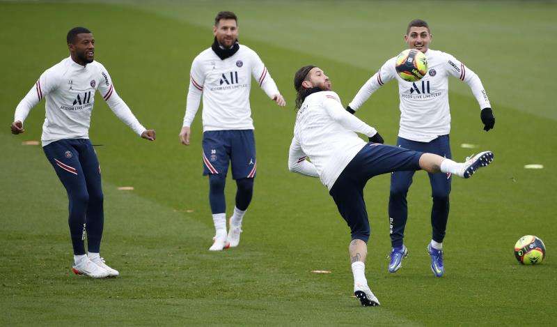 ميسي وراموس من تدريبات باريس