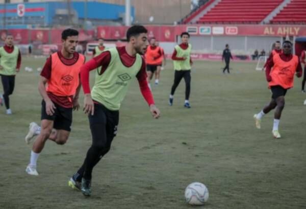 استعدادات الأهلي لمواجهة سموحة