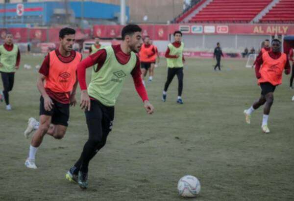 استعدادات الأهلي لمواجهة سموحة