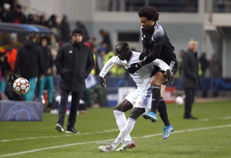 ?i=reuters%2f2021-11-24%2f2021-11-24t210716z_114766248_up1ehbo1mo2g6_rtrmadp_3_soccer-champions-she-mad-report_reuters