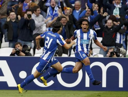 2011-05-182011-05-18t194407z_01_dub113_rtridsp_3_soccer-europa_reuters