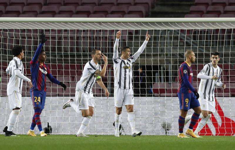 رونالدو ضد برشلونة