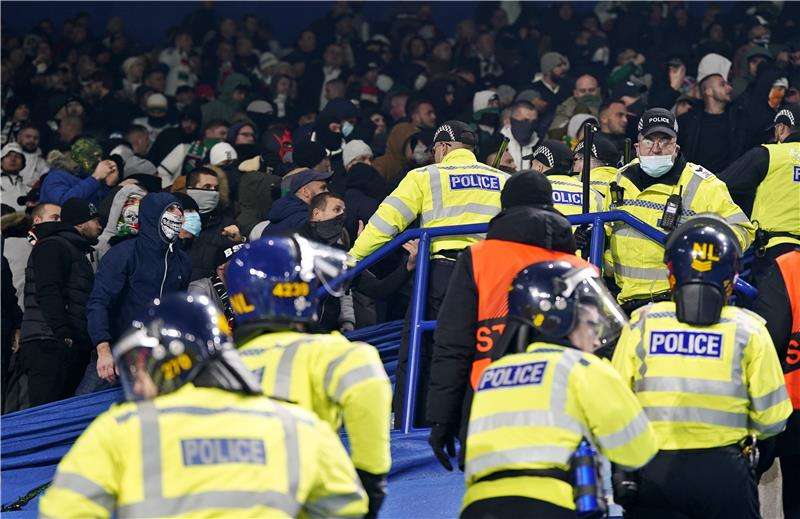 من أحداث المباراة 