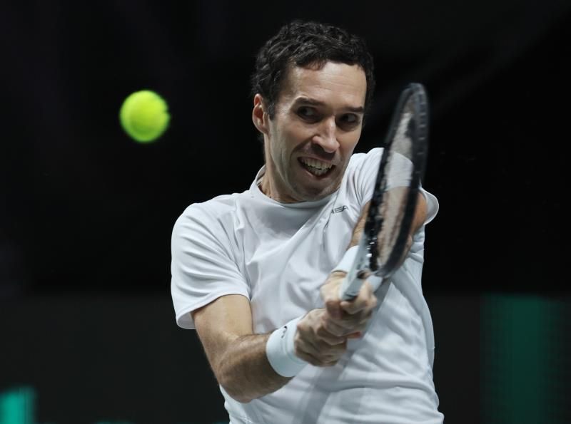 2021-11-27t092453z_305543008_up1ehbr0q5f1y_rtrmadp_3_tennis-daviscup-kaz-swe_reuters