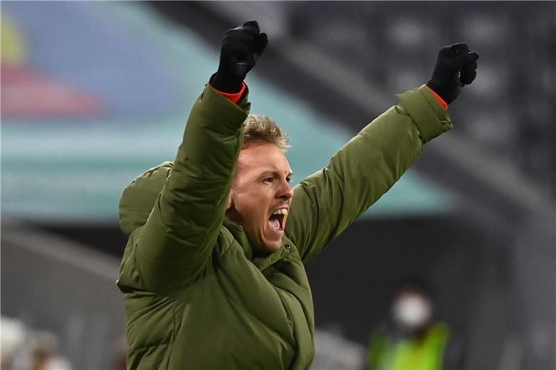 جوليان ناجلسمان