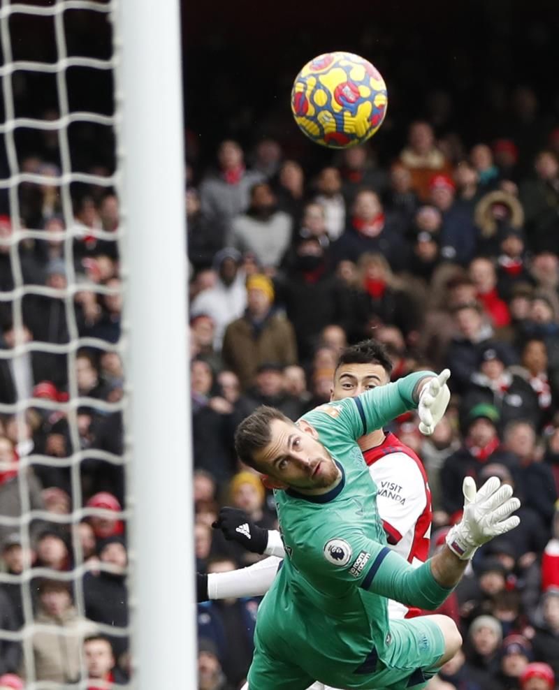 2021-11-27t140617z_385032759_up1ehbr136eb8_rtrmadp_3_soccer-england-ars-new-report_reuters