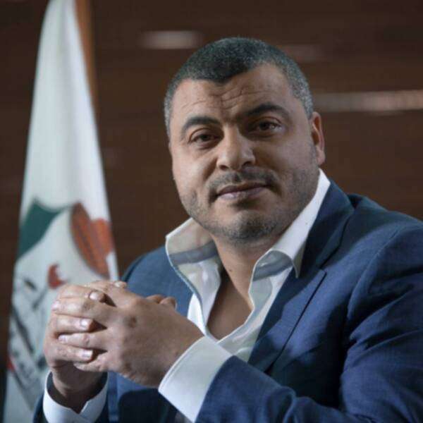 يوسف الصقور