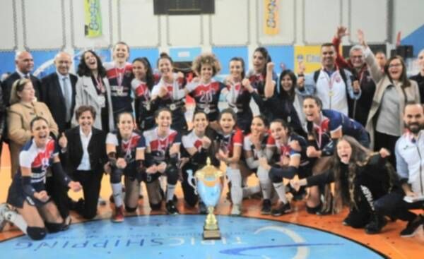 من تتويج النادي النسائي بقرطاج 