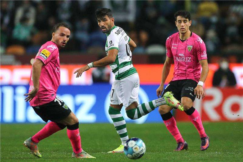 لقطة من المباراة