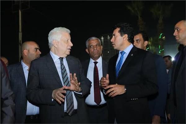 مرتضى منصور وأشرف صبحي