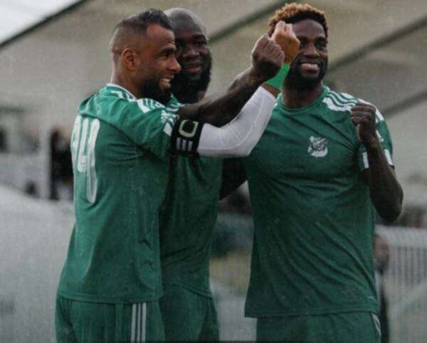 فريق الأخضر